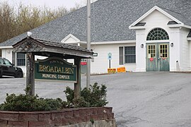 Broadalbin Town Hall.jpg