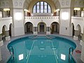 2: A Hershel fürdő kettes terme Manheimben, Baden-Württemberg tartományban (Halle II des Herschelbads in Mannheim)