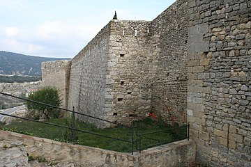 Vista exterior de la muralla