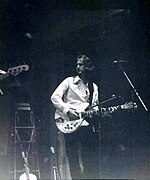 Roger MdGuinn in 1972-by Dan Volonnino.jpg