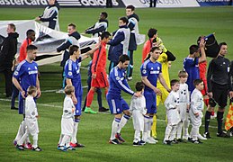 Chelsea 2 PSG 2 (Agg 3-3) (16776610326).jpg