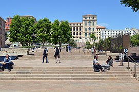 Place Villeneuve-Bargemon and Hôtel-Dieu, Marseille, 2015 (1).jpg