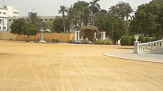 St.patrick's cathederal garden1.jpg