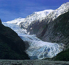 Franz Josef Glacier with Icefall