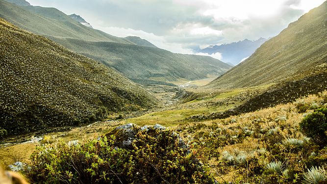 Valle de las Cascadas en el Parque nacional Sierra de la Culata © Ajerit