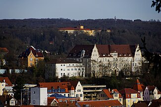 Augenklinik und Sand