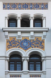 Detail of the facade/ Detalle de la fachada