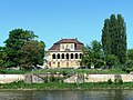 de:Schloss Übigau von der anderen Elbseite aus