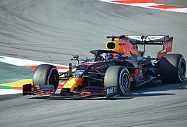 Alexander Albon-Red Bull RB16 (3).jpg