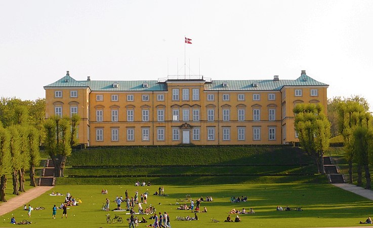 3: Frederiksberg Palace, viewed from the lawn between the main building and the pond in the adjacent park. Frederiksberg.