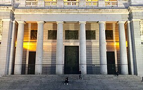 Portal of the main facade.