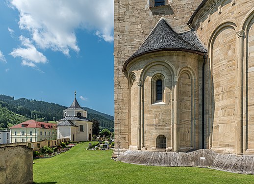 English: Southern lateral apse and Agony of Christ chapel Deutsch: Südliche Seitenapsis und Todesangst Christi-Kapelle