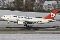 Turkish Cargo, side takeoff
