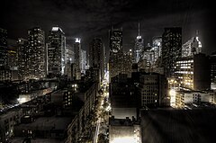 Segundo puesto: Vista aérea nocturna de la ciudad de Nueva York, Estados Unidos. Paulo Barcellos Jr. (CC-BY-SA-2.0)