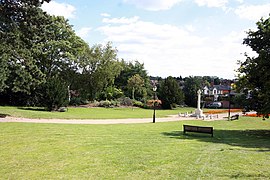 Stansted Mountfitchet, War Memorial - geograph.org.uk - 2577027.jpg