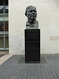 Thumbnail for File:Nelson Mandela Statue - geograph.org.uk - 2928466.jpg