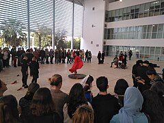 Zapatos Rojos contra la violencia de género - IMG 20191125 112332 006.jpg