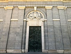 Central portal of the east facade.