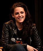 Kristen Stewart by Gage Skidmore.jpg