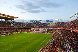 Estadio Ramón Sánchez Pizjuán Preferencia-Gol Norte-Fondo-2007-04-05.jpg