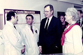 Anthony Fauci with George and Barbara Bush (1990).jpg