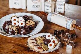 Traditionelle Hochzeitsbäckerei.jpg