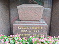 Thumbnail for File:Gravestone of Sydney Chaplin.jpg