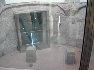 Interior, into Basilica dei Santi Cosma e Damiano