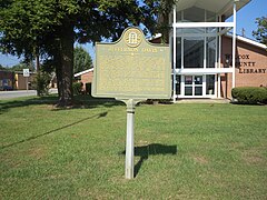 Jefferson Davis historical marker, Abbeville.JPG