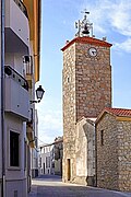 Torre en Ledrada desde el callejón.jpg