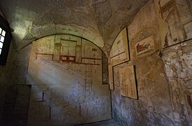 Ostia Antica - House of the Painted Vaults - room 5 - west and south wall - 2.jpg