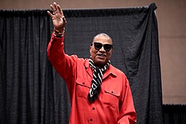 Billy Dee Williams (47949758822).jpg