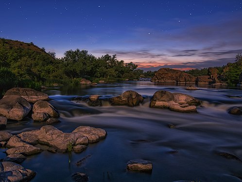 Buh rapids near Hrushivka, Granite-steppe lands of Buh. By Haidamac