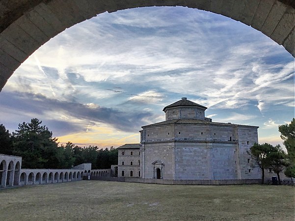 Santuario di Macereto, al calar della sera Scatto di: Daniela Alice Solaini