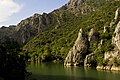 Македонски: Кањон Матка. English: Canyon Matka.