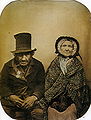 Original file (1860, Anonyme, Un vétéran et sa femme, Photographie ambrotype)