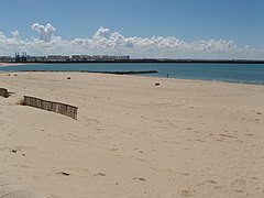 Playa de El Aculadero (32144835926).jpg