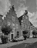 Thumbnail for File:Exterieur OVERZICHT, VOORGEVELS - Naarden - 20269912 - RCE.jpg