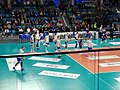 Thumbnail for File:Zawodnicy Ślepska Malow Suwałki podczas rozgrzewki przed meczem z PGE Skrą Bełchatów, PlusLiga (2022-2023), 23. kolejka, 05.02.2023.jpg