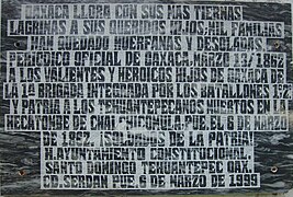 Placa sobre la colecturia.JPG