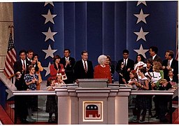 Bush family at RNC podium 1992.jpg