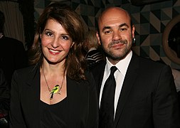 Nia Vardalos and Ian Gomez (cropped).jpg