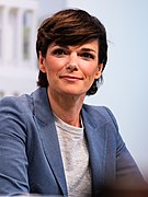 21.04.2020 Pressekonferenz mit SPÖ-Vorsitzender Rendi-Wagner und stv. SPÖ-Klubchef Leichtfried (49800782018).jpg