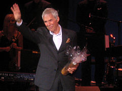 Burt-bacharach-1350318724.jpg