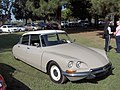 Citroen DS by Flamino Bertoni (1955 photo:1969 model)