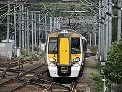 Train approaching Stansted Mountfitchet - geograph.org.uk - 4661638.jpg