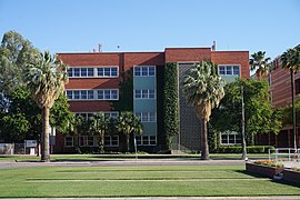 University of Arizona May 2019 45 (Albert B. Weaver Science-Engineering Building).jpg