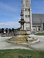 Saint-Jean-du-Doigt : fontaine monumentale (1691), vue d'ensemble 2