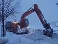 English: Snow removal in Hietalahti Suomi: Lumitöitä Hietalahdessa