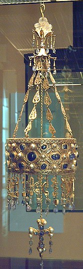 Votive crown of Visigoth king Reccesuinth († 672).